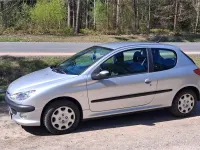 Używany Peugeot 206 75 KM (55 kW) 2008 Srebrny Hatchback