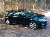 Gebraucht VW Polo Sportline 105 PS (77 kW) 2016 Schwarz Kleinwagen