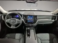 Gebraucht Volvo XC60 Core 250 PS (183 kW) 2024 Manufacturer SUV