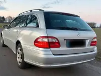 Używany Mercedes E280 177 KM (130 kW) 2004 Szary Kombi