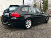 Gebraucht BMW 318 143 PS (105 kW) 2012 Schwarz Kombi