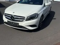 Gebraucht Mercedes A200 136 PS (100 kW) 2014 Weiß Kleinwagen