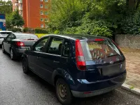 Gebraucht Ford Fiesta 69 PS (50 kW) 2004 Blau Kleinwagen