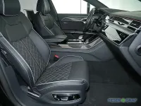 Gebraucht Audi A8L Sport 460 PS (338 kW) 2023 Mythosschwarz metallic Limousine