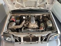 Gebraucht Suzuki Jimny 86 PS (63 kW) 2011 Silber SUV