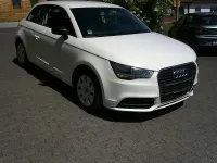 Gebraucht Audi A1 Attraction 86 PS (63 kW) 2012 Weiß Kleinwagen