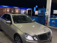 Gebraucht Mercedes E200 Avantgarde 184 PS (135 kW) 2010 Gold Limousine