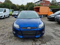 Gebraucht Ford Focus Ambiente 101 PS (74 kW) 2014 Blau Limousine