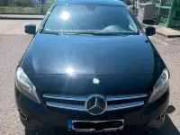 Gebraucht Mercedes A180 122 PS (89 kW) 2015 Schwarz Kleinwagen