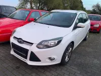 Gebraucht Ford Focus Champions Edition 101 PS (74 kW) 2012 Weiß Limousine