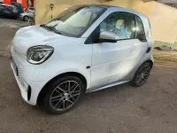 Używany Smart ForTwo Coupé Brabus 90 KM (66 kW) 2017 Biały Coupe