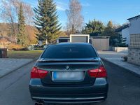 Gebraucht BMW 320 170 PS (125 kW) 2011 Limousine