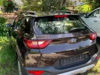 Gebraucht Kia Stonic 62 PS (45 kW) 2018 Braun SUV