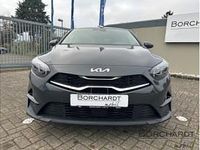 Neu Kia Ceed Style 140 PS (102 kW) 2025 Pentametal metallic (schwarz) Kleinwagen