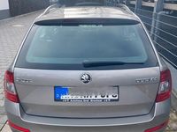 Gebraucht Skoda Octavia Ambition 105 PS (77 kW) 2014 Beige Kleinwagen