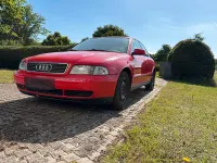 Gebraucht Audi A4 125 PS (91 kW) 1997 Rot Limousine