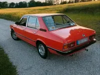 Gebraucht BMW 520 122 PS (89 kW) 1979 Rot Limousine