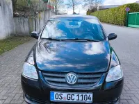 Gebraucht VW Fox 60 PS (44 kW) 2011 Schwarz Kleinwagen