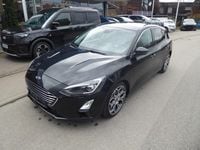 Gebraucht Ford Focus Titanium 125 PS (91 kW) 2018 Schwarz Kombi