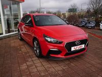 Gebraucht Hyundai i30 Premium 141 PS (103 kW) 2017 Blau Limousine