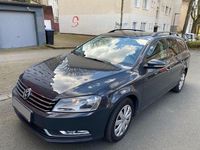 Gebraucht VW Passat Comfortline 140 PS (102 kW) 2012 Grau Kombi