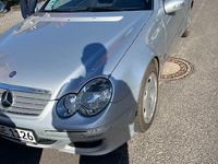 Gebraucht Mercedes C180 156 PS (114 kW) 2008 Silber Limousine