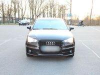 Gebraucht Audi A1 S-Line 185 PS (136 kW) 2012 Braun Kleinwagen