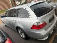 Gebraucht BMW 525 220 PS (161 kW) 2005 Silber Kombi