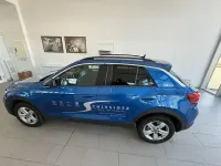 Usata VW T-Roc 150 CV (110 kW) 2025 Blu SUV