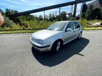Gebraucht VW Golf IV Basis 102 PS (75 kW) 2000 Silber Limousine
