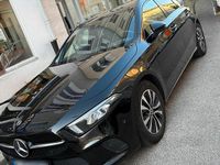 Gebraucht Mercedes A180 136 PS (100 kW) 2019 Limousine