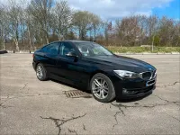 Gebraucht BMW 320 Sport Line 190 PS (139 kW) 2015 Schwarz Limousine