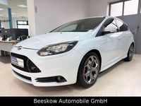 Gebraucht Ford Focus ST 250 PS (183 kW) 2013 Weiß Limousine