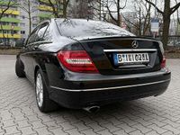 Gebraucht Mercedes C250 Avantgarde 204 PS (150 kW) 2011 Schwarz Limousine