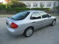 Gebraucht Ford Mondeo 115 PS (84 kW) 1998 Limousine