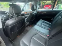 Usado Mercedes E220 150 CV (110 kW) 2004 Plateado Familiar