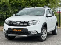 Gebraucht Dacia Sandero Stepway 90 PS (66 kW) 2017 Weiß SUV