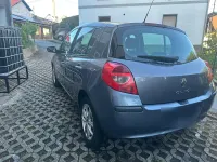 Gebraucht Renault Clio Dynamique 101 PS (74 kW) 2007 Andere farben Kleinwagen