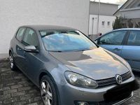 Gebraucht VW Golf 122 PS (89 kW) 2011 Grau Coupé