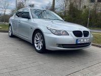 Gebraucht BMW 523 190 PS (139 kW) 2007 Grau Limousine