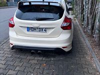 Gebraucht Ford Focus Sport 250 PS (183 kW) 2013 Schwarz Limousine