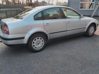 Gebraucht VW Passat 116 PS (85 kW) 2003 Grau Limousine