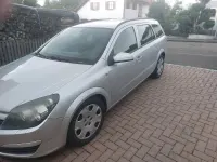 Gebraucht Opel Astra 101 PS (74 kW) 2005 Silber Kombi