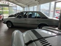 Gebraucht BMW 533 200 PS (147 kW) 1976 Polarissilber 060 Limousine