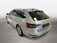 Gebraucht Skoda Superb Style 200 PS (147 kW) 2023 Brilliant silber (metallic) Kombi