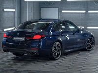 Gebraucht BMW M550 530 PS (389 kW) 2023 Blau Limousine
