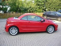 gebraucht Peugeot 207 CC 1,6 TPH*Platinum*1-Hand*Leder*Navi*Top