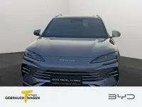 Neu BYD Seal U Boost 218 PS (160 kW) 2026 Grau SUV