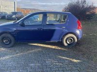 Gebraucht Dacia Sandero Basis 75 PS (55 kW) 2009 Dacia blau marine Kleinwagen