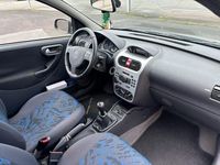 Second-hand Opel Corsa 80 CP (58 kW) 2005 Argintiu Hatchback